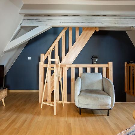 Duplex Atypique Au Coeur De Mulhouseアパートメント エクステリア 写真