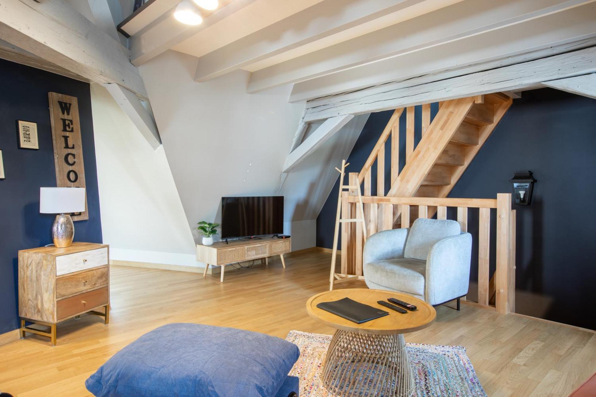 Duplex Atypique Au Coeur De Mulhouseアパートメント エクステリア 写真
